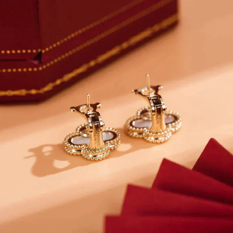 ¡®Lume Jewelry¡¯CLOVER MEDIUM 1 MOTIFS WHITE MOP STUD EARRINGS