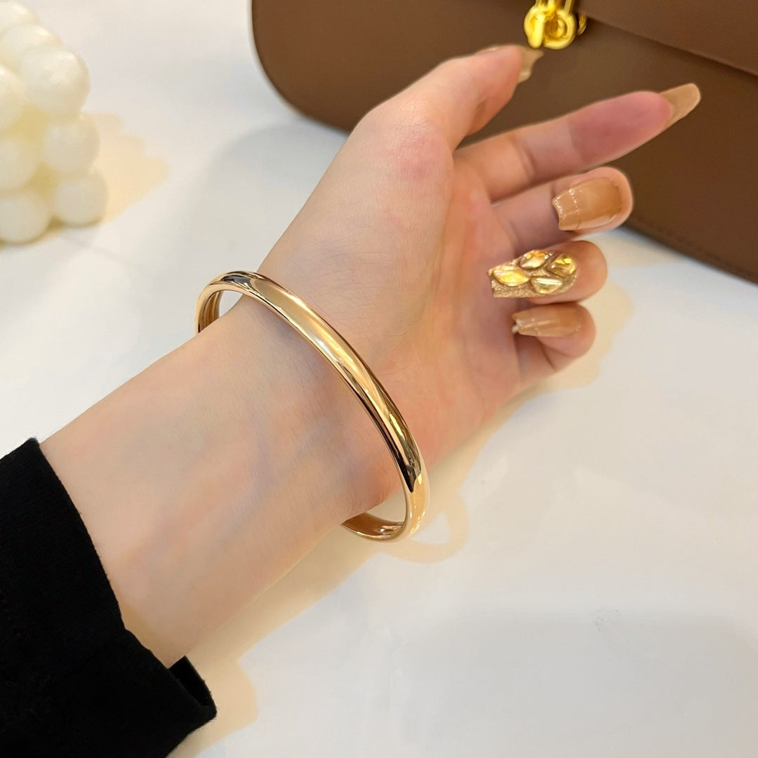 ¡®Lume Jewelry¡¯PANTHERE GOLD DIAMOND OPEN BRACELET