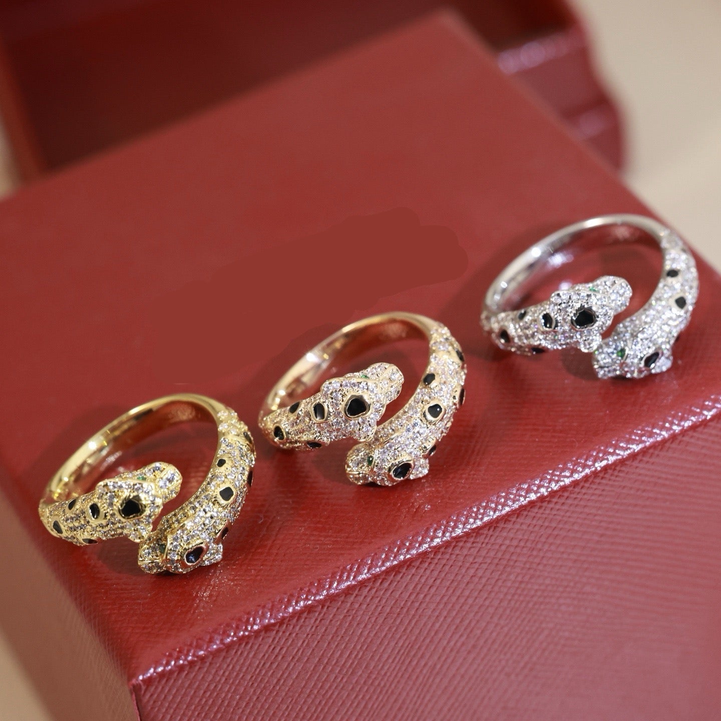 ¡®Lume Jewelry¡¯Double‑Panther‑Head Full‑Pavé Diamond Open Ring