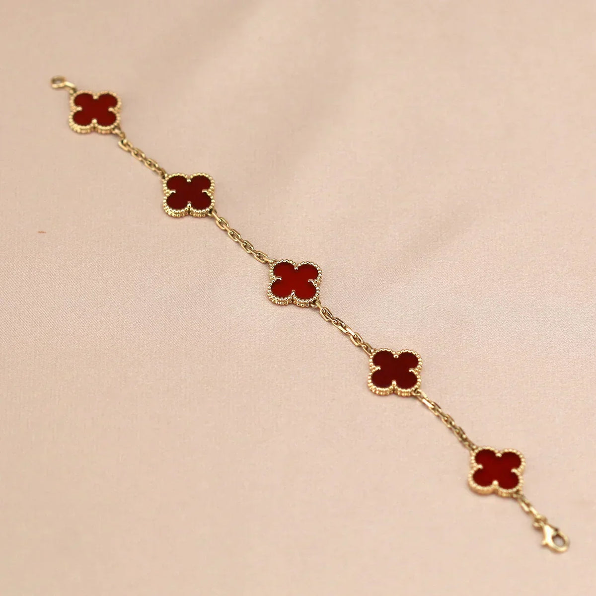 [Lume Jewelry]New  CLOVER 5 MOTIF RED CORNELIAN BRACELET COLLECTION